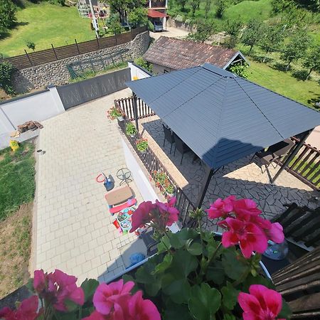 Vila Jovana Vrdnik Dış mekan fotoğraf