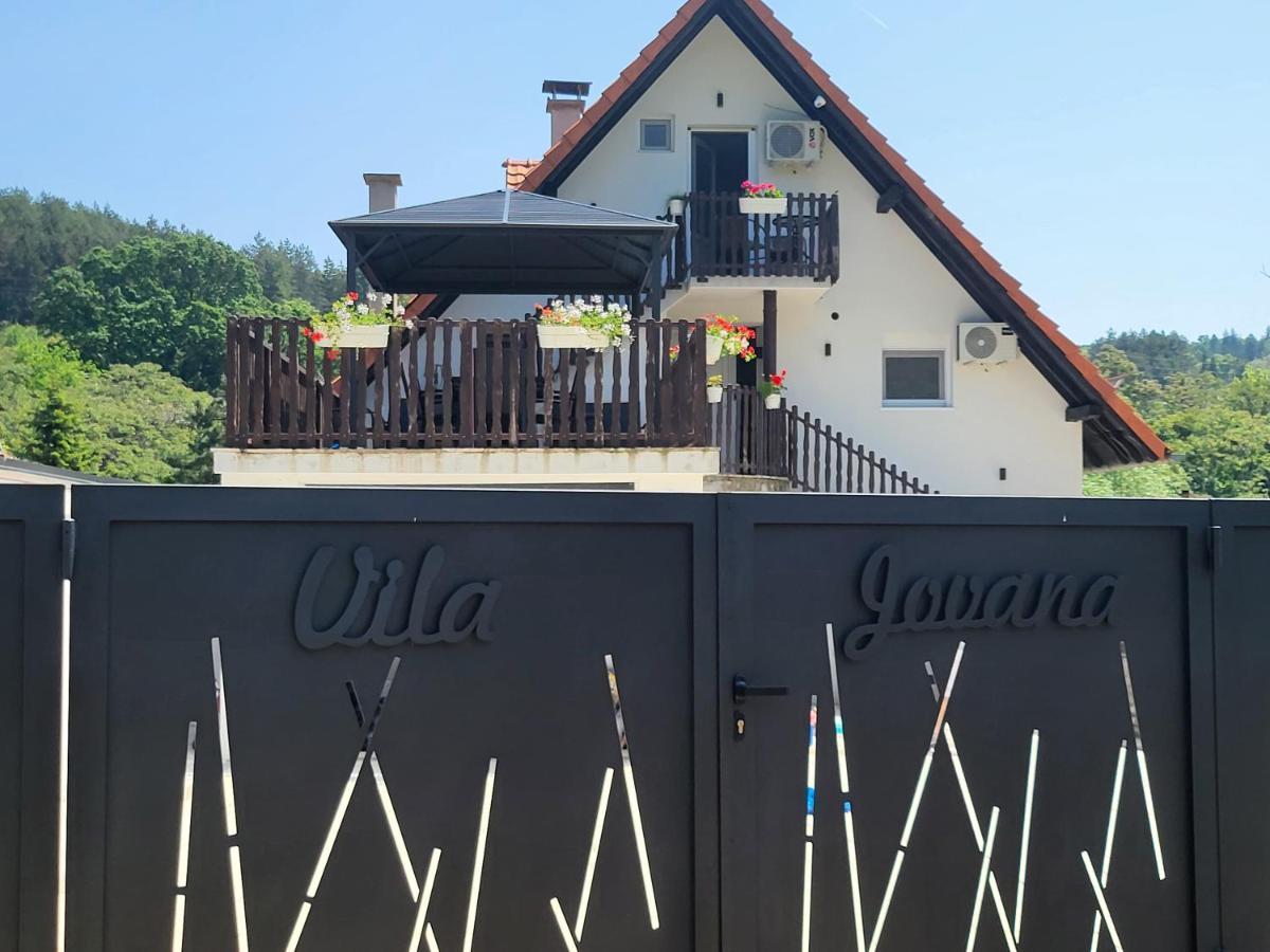 Vila Jovana Vrdnik Dış mekan fotoğraf